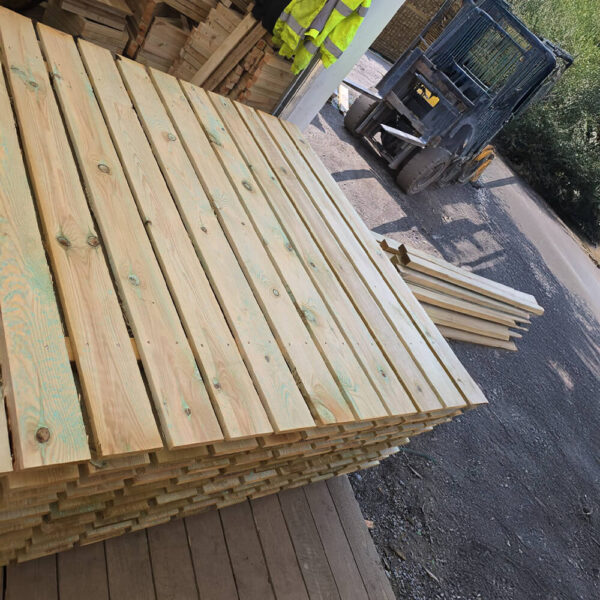 Heavy Duty Vertical Fence Panels