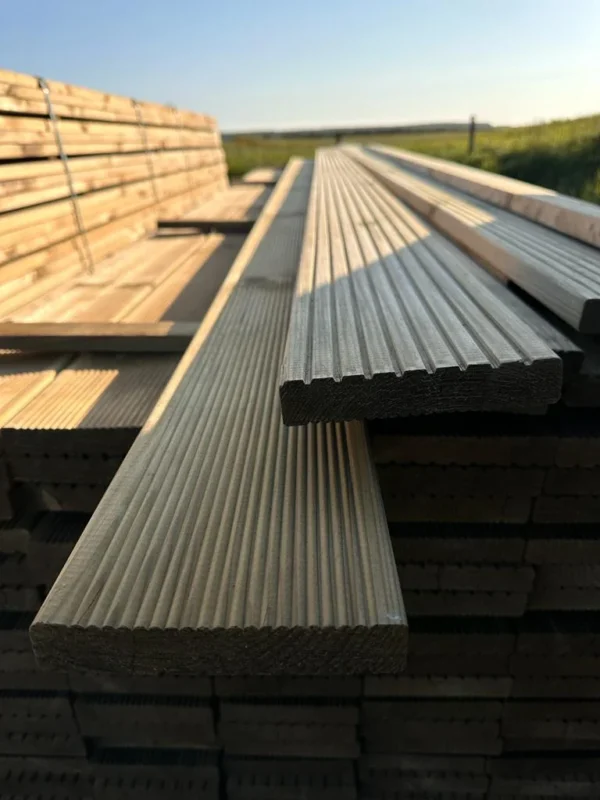 Timber Decking Board Green 28mm×145mm Double sided